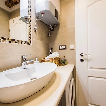 Reval Luxury Stone House Apartments**** Appartamento