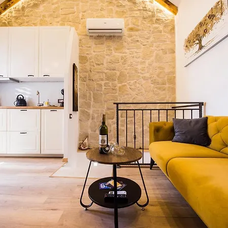 Reval Luxury Stone House Apartments**** Appartement *