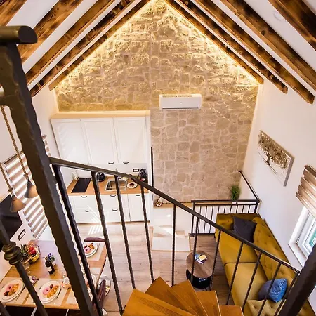 Reval Luxury Stone House Apartments****