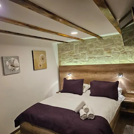 Reval Luxury Stone House Apartments**** * Spalato