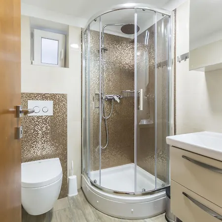 Reval Luxury Stone House Apartments**** Lejlighed *