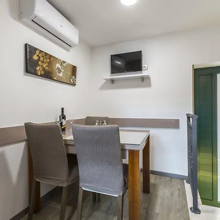 Reval Luxury Stone House Apartments**** * Split