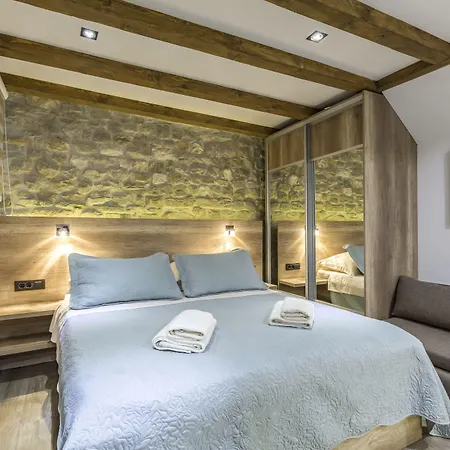 Reval Luxury Stone House Apartments**** Lägenhet *