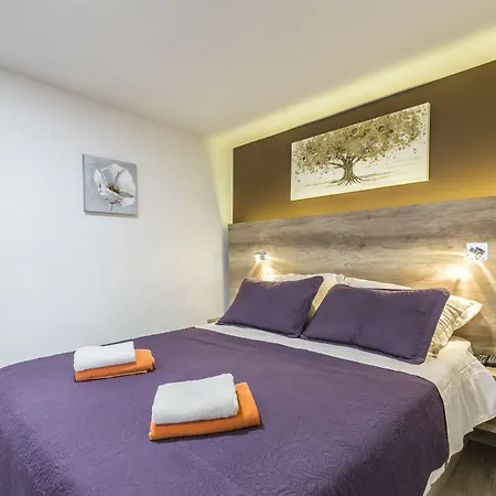 Lägenhet Reval Luxury Stone House Apartments**** *