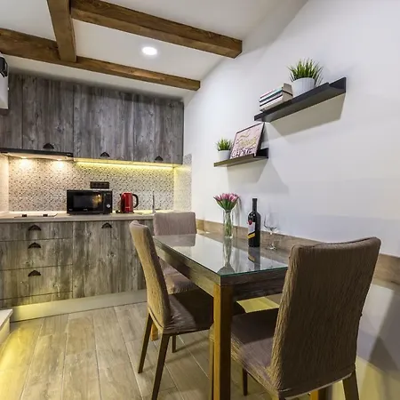 Reval Luxury Stone House Apartments****