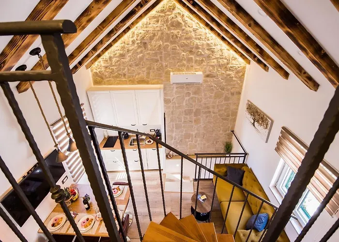 Reval Luxury Stone House Apartments****