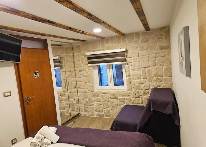 Reval Luxury Stone House Apartments****