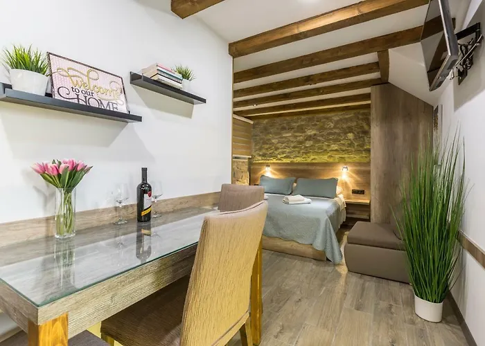 公寓 Reval Luxury Stone House Apartments****