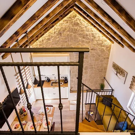 Reval Luxury Stone House Apartments**** Apartment Split