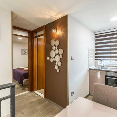 Reval Luxury Stone House Apartments**** Apartmán Split